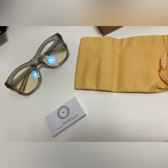 Anthropologie The Book Club Blue Light glasses - Picture 5 of 8